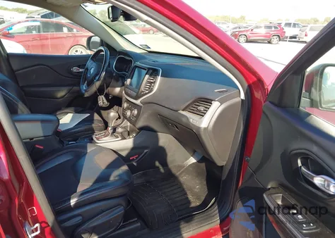 2014 Jeep Cherokee Trailhawk из США, поврежденный, VIN 1C4PJMBS9EW209999